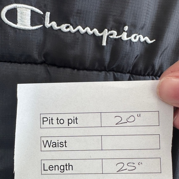 Champion Puffer Vest Black - Picture 11 of 11